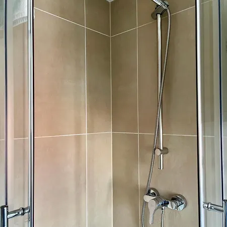 Flores Center - Easy Self-check-in شقة غراتس