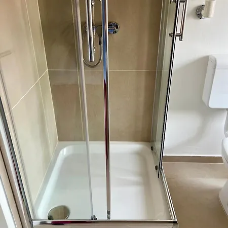 Flores Center - Easy Self-check-in